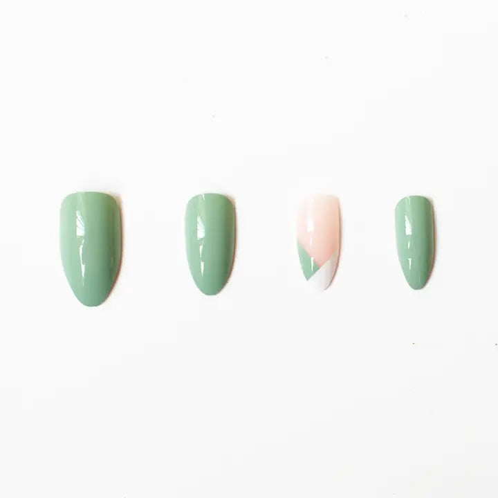 Light Sage Green Press On Nails