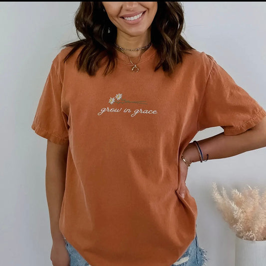 Grow In Grace Daisies Embroidered Tee - Yam