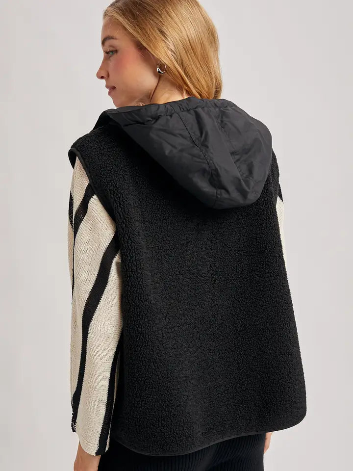 Sherpa Hooded Vest - Black