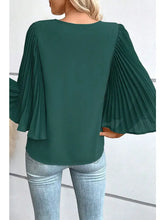 Load image into Gallery viewer, Emerald Pleated Blouse
