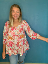 Load image into Gallery viewer, Cassie Floral Blouse
