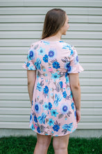 Load image into Gallery viewer, Pink Ruffled Short Sleeve Floral Dress
