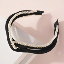 Load image into Gallery viewer, White Pearl Knotted Headband
