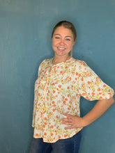 Load image into Gallery viewer, Ivory Floral Summer 3/4 Sleeve Blouse
